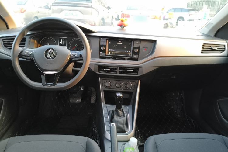 Used Volkswagen Polo 2019 Plus 1.5L Automatic Panoramic Enjoyment Edition Center Console