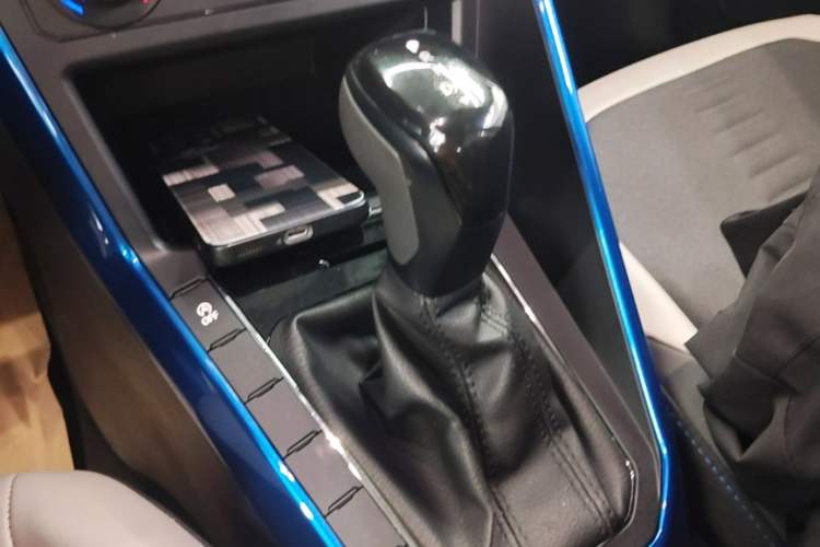 Used Volkswagen Polo 2019 Plus 1.5L Automatic Colorful Technology Edition Gear Lever