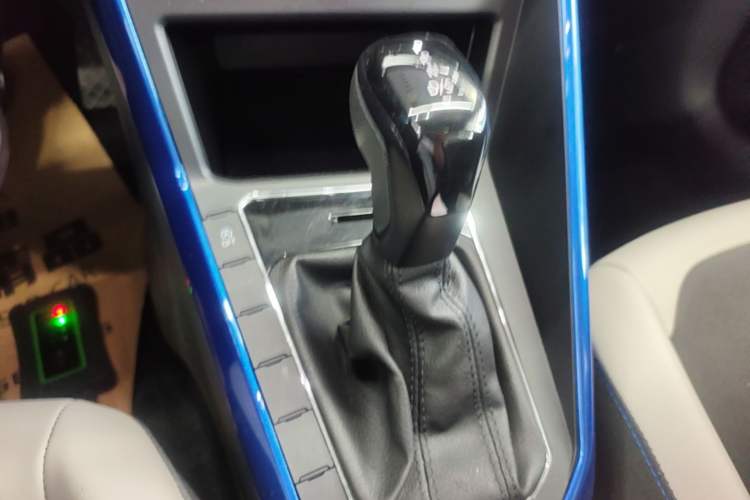 Used Volkswagen Polo 2019 Plus 1.5L Automatic Colorful Technology Edition Gear Lever