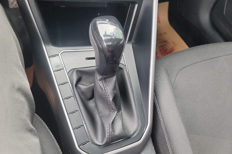 Used Volkswagen Polo 2019 Plus 1.5L Automatic Panoramic Enjoyment Edition Gear Lever