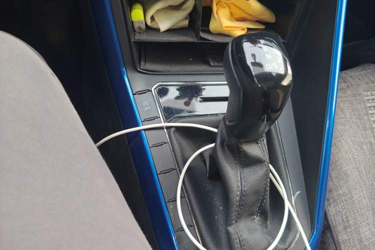 Used Volkswagen Polo 2019 Plus 1.5L Automatic Colorful Technology Edition Gear Lever