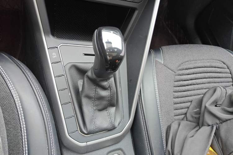 Used Volkswagen Polo 2019 Plus 1.5L Automatic Panoramic Enjoyment Edition Gear Lever