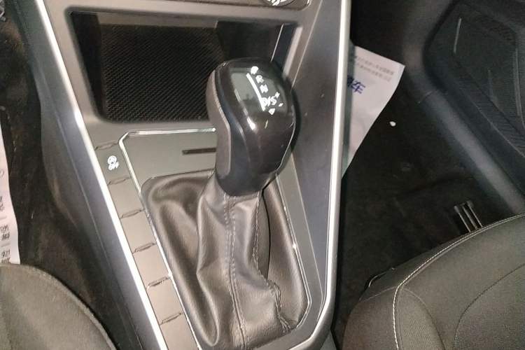 Used Volkswagen Polo 2019 Plus 1.5L Automatic Panoramic Enjoyment Edition Gear Lever
