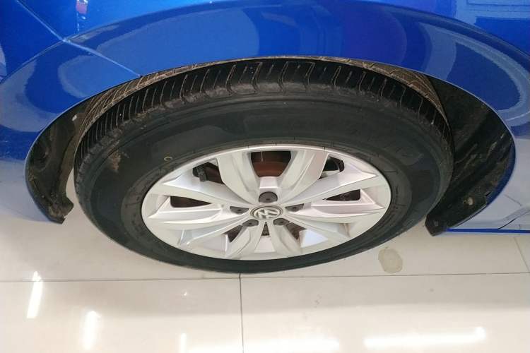 Used Volkswagen Polo 2019 Plus 1.5L Automatic Colorful Technology Edition Left Front Wheel Hub