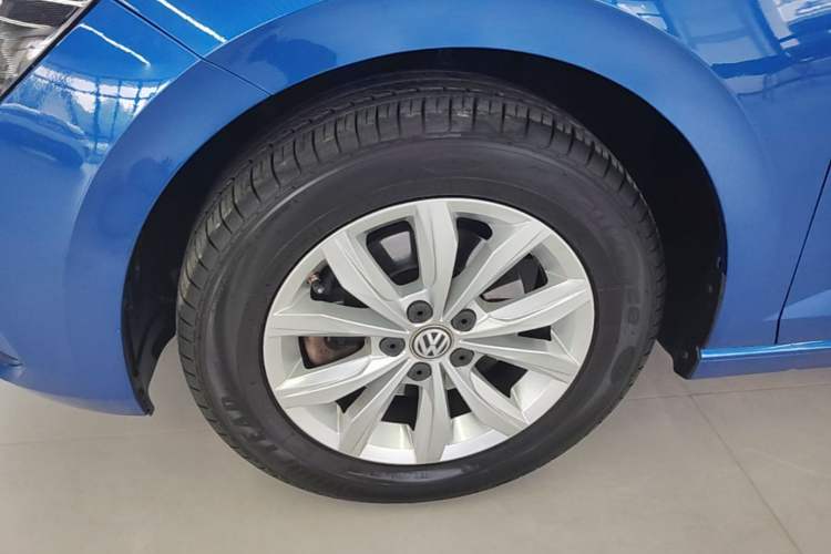 Used Volkswagen Polo 2019 Plus 1.5L Automatic Colorful Technology Edition Left Front Wheel Hub