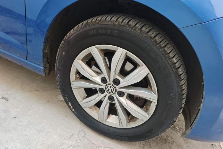 Used Volkswagen Polo 2019 Plus 1.5L Automatic Colorful Technology Edition Right Front Wheel Hub