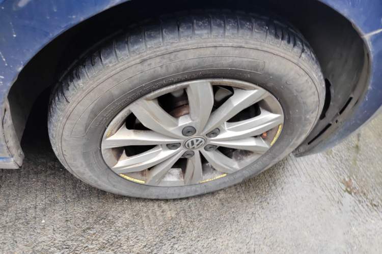 Used Volkswagen Polo 2019 Plus 1.5L Automatic Colorful Technology Edition Right Front Wheel Hub