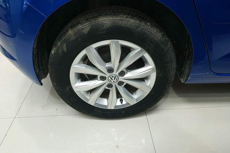 Used Volkswagen Polo 2019 Plus 1.5L Automatic Colorful Technology Edition Right Rear Wheel Hub
