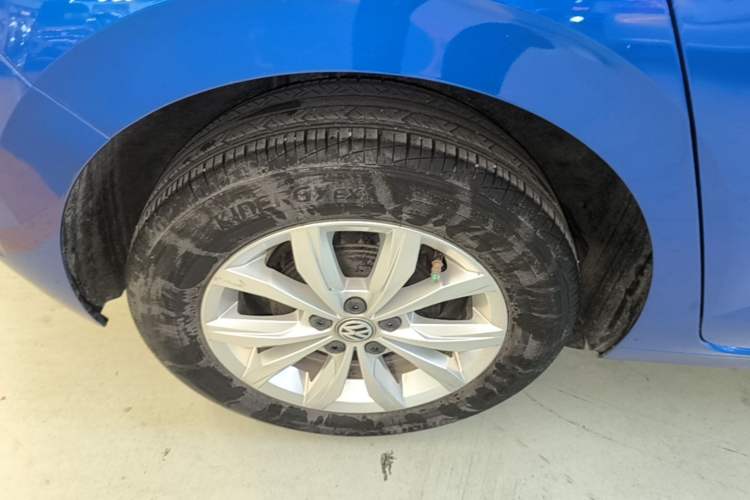 Used Volkswagen Polo 2019 Plus 1.5L Automatic Colorful Technology Edition Right Rear Wheel Hub