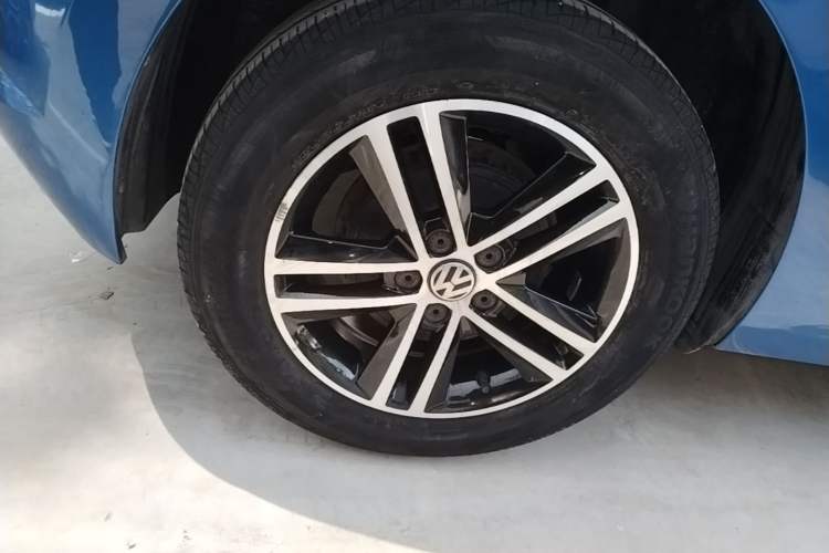 Used Volkswagen Polo 2019 Plus 1.5L Automatic Colorful Technology Edition Right Rear Wheel Hub