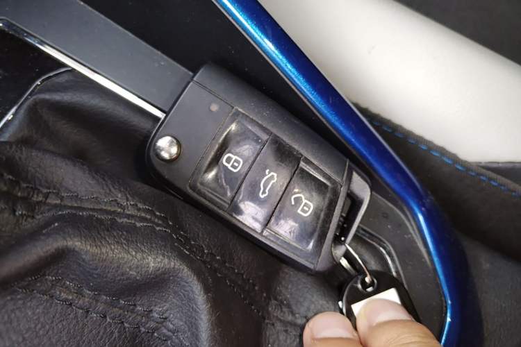Used Volkswagen Polo 2019 Plus 1.5L Automatic Colorful Technology Edition Vehicle Key