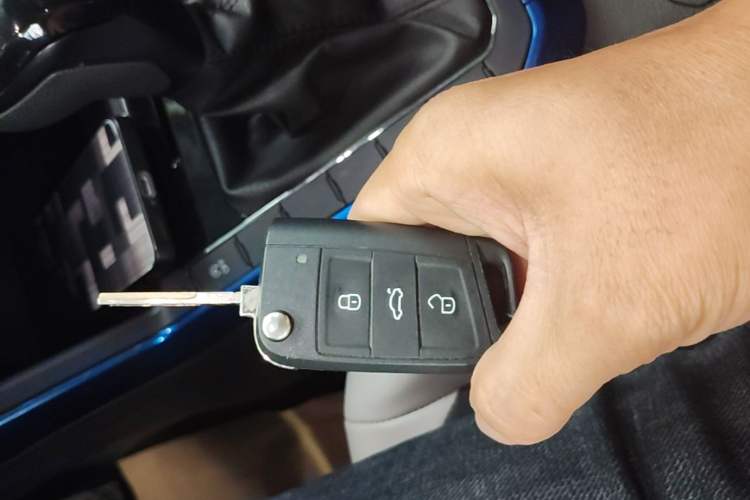 Used Volkswagen Polo 2019 Plus 1.5L Automatic Colorful Technology Edition Vehicle Key