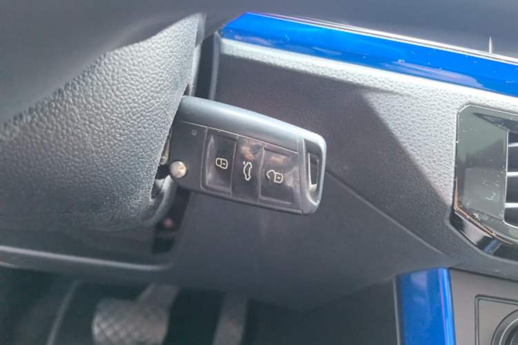 Used Volkswagen Polo 2019 Plus 1.5L Automatic Colorful Technology Edition Vehicle Key