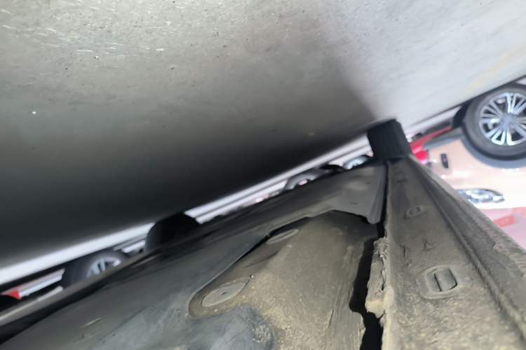 Used Volkswagen Polo 2019 Plus 1.5L Automatic Colorful Technology Edition Left Side Sill
