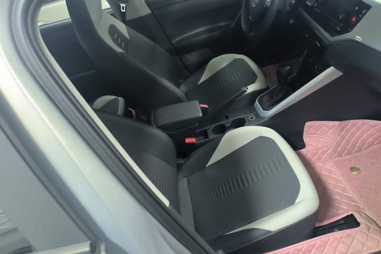 Used Volkswagen Polo 2019 Plus 1.5L Automatic Colorful Technology Edition Right Front Seat