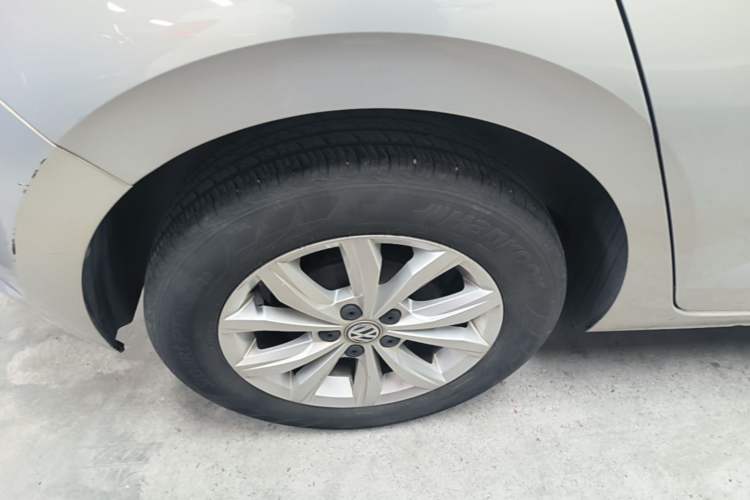 Used Volkswagen Polo 2019 Plus 1.5L Automatic Colorful Technology Edition Right Rear Wheel Hub