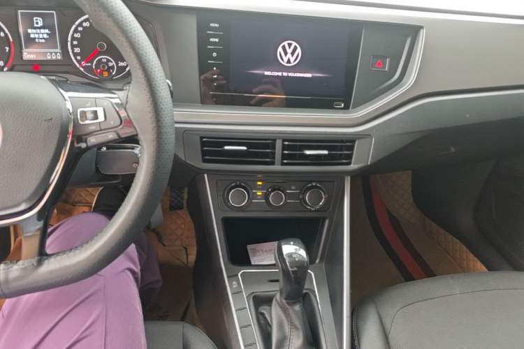 Used Volkswagen Polo 2019 Plus 1.5L Automatic Panoramic Enjoyment Edition Audio And AC Panel