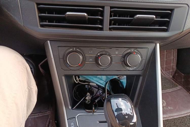 Used Volkswagen Polo 2019 Plus 1.5L Automatic Panoramic Enjoyment Edition Audio And AC Panel