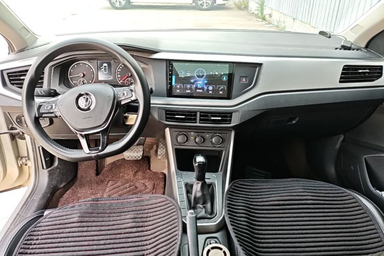 Used Volkswagen Polo 2019 Plus 1.5L Automatic Panoramic Enjoyment Edition Center Console