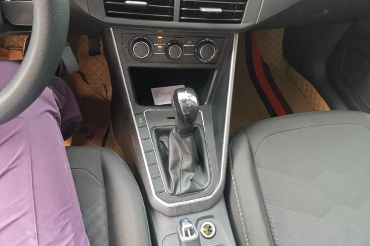 Used Volkswagen Polo 2019 Plus 1.5L Automatic Panoramic Enjoyment Edition Gear Lever