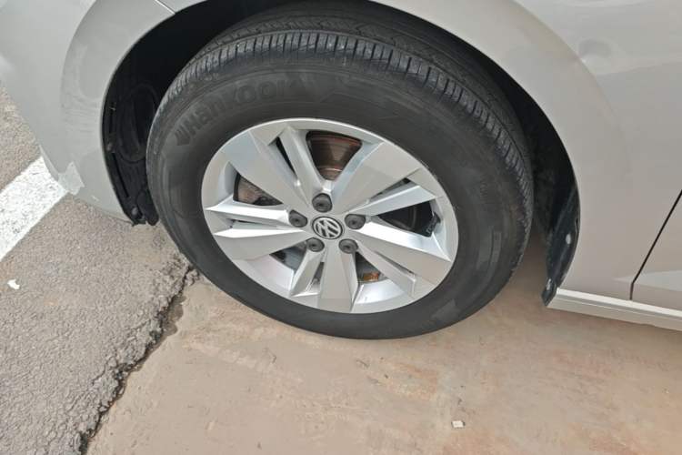 Used Volkswagen Polo 2019 Plus 1.5L Automatic Panoramic Enjoyment Edition Left Front Wheel Hub