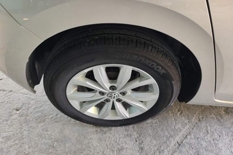 Used Volkswagen Polo 2019 Plus 1.5L Automatic Colorful Technology Edition Right Rear Wheel Hub