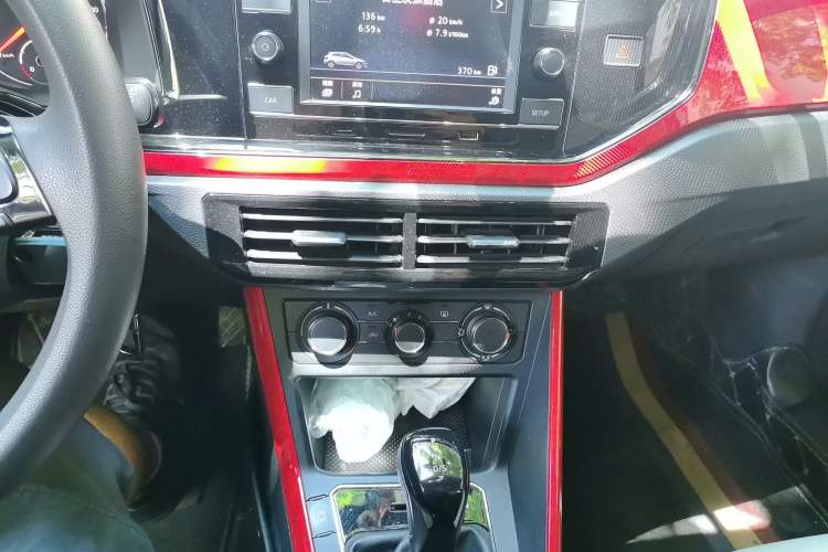 Used Volkswagen Polo 2019 Plus 1.5L Automatic Colorful Technology Edition Audio And AC Panel