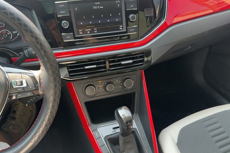 Used Volkswagen Polo 2019 Plus 1.5L Automatic Colorful Technology Edition Audio And AC Panel