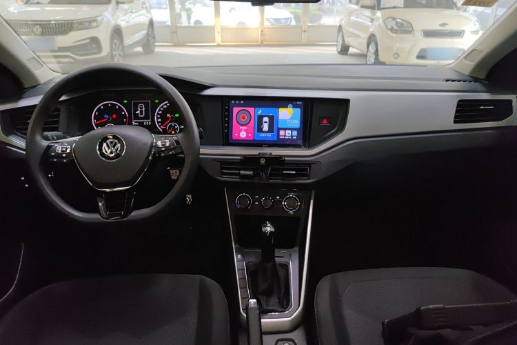 Used Volkswagen Polo 2019 Plus 1.5L Automatic Panoramic Enjoyment Edition Center Console