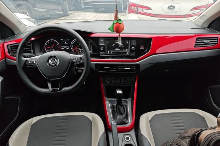 Used Volkswagen Polo 2019 Plus 1.5L Automatic Colorful Technology Edition Center Console