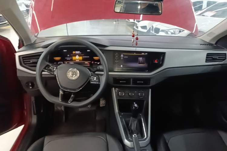 Used Volkswagen Polo 2019 Plus 1.5L Automatic Panoramic Enjoyment Edition Center Console