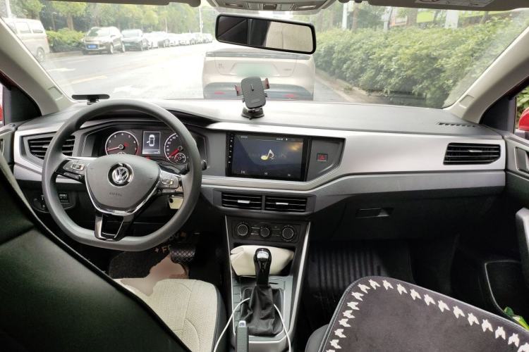 Used Volkswagen Polo 2019 Plus 1.5L Automatic Panoramic Enjoyment Edition Center Console