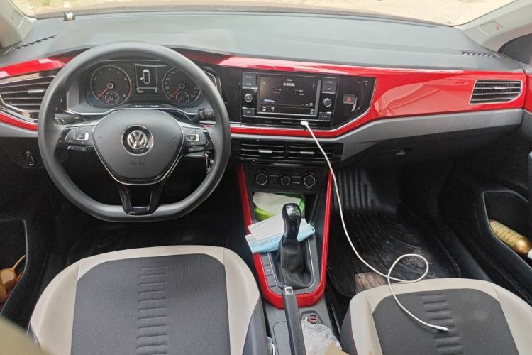 Used Volkswagen Polo 2019 Plus 1.5L Automatic Beats Trendy Cool Edition Center Console
