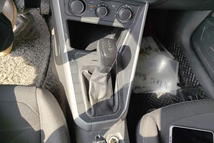 Used Volkswagen Polo 2019 Plus 1.5L Automatic Panoramic Enjoyment Edition Gear Lever