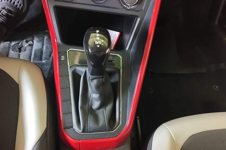 Used Volkswagen Polo 2019 Plus 1.5L Automatic Colorful Technology Edition Gear Lever
