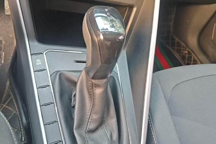 Used Volkswagen Polo 2019 Plus 1.5L Automatic Panoramic Enjoyment Edition Gear Lever