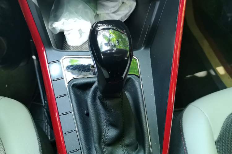 Used Volkswagen Polo 2019 Plus 1.5L Automatic Colorful Technology Edition Gear Lever