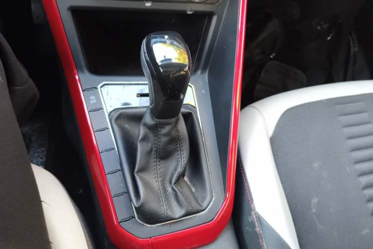 Used Volkswagen Polo 2019 Plus 1.5L Automatic Colorful Technology Edition Gear Lever