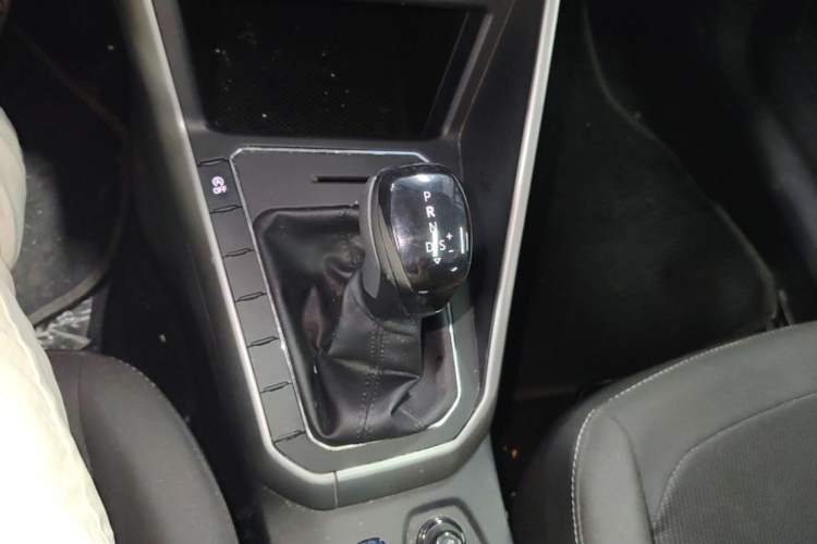 Used Volkswagen Polo 2019 Plus 1.5L Automatic Panoramic Enjoyment Edition Gear Lever