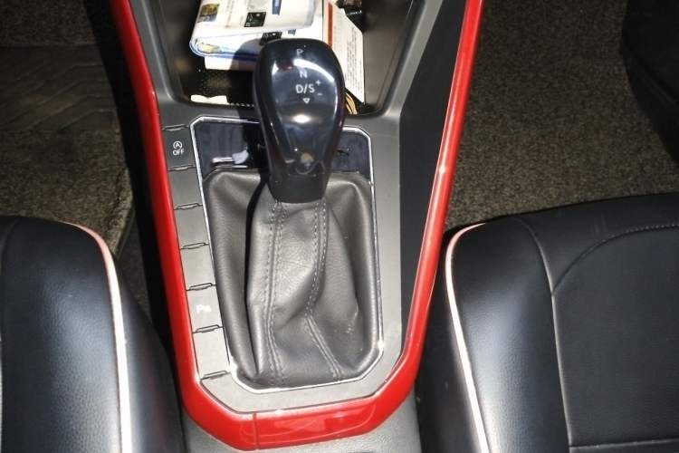 Used Volkswagen Polo 2019 Plus 1.5L Automatic Beats Trendy Cool Edition Gear Lever