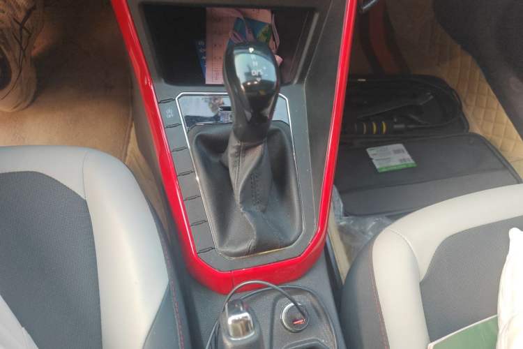 Used Volkswagen Polo 2019 Plus 1.5L Automatic Colorful Technology Edition Gear Lever