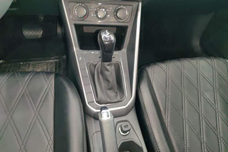 Used Volkswagen Polo 2019 Plus 1.5L Automatic Panoramic Enjoyment Edition Gear Lever