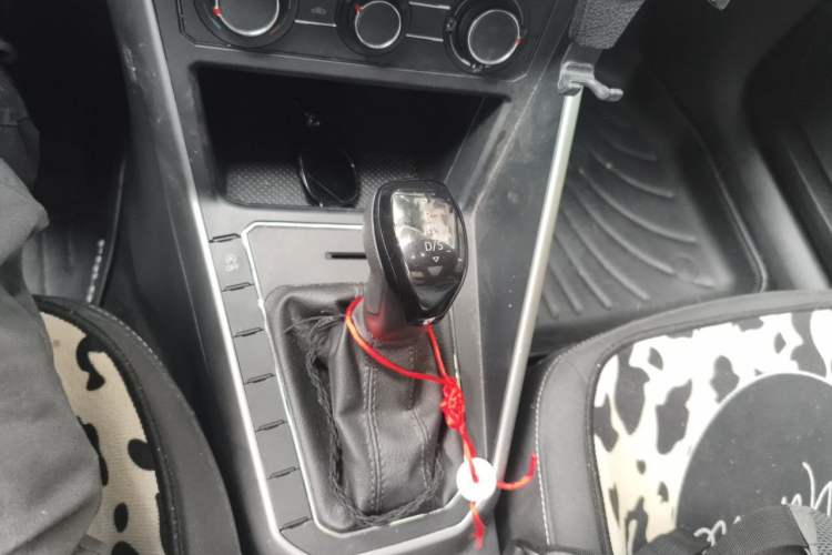 Used Volkswagen Polo 2019 Plus 1.5L Automatic Panoramic Enjoyment Edition Gear Lever