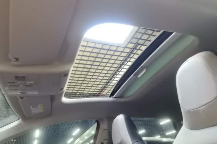 Used Volkswagen Polo 2019 Plus 1.5L Automatic Colorful Technology Edition Headliner