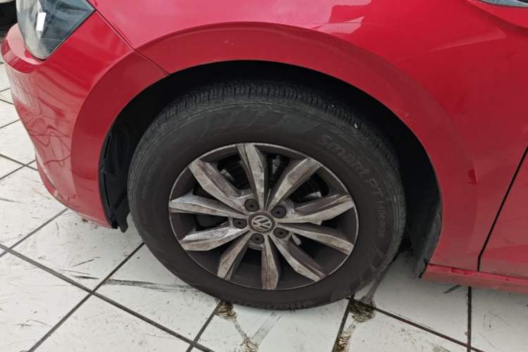 Used Volkswagen Polo 2019 Plus 1.5L Automatic Colorful Technology Edition Left Front Wheel Hub