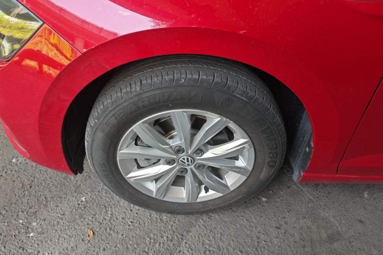 Used Volkswagen Polo 2019 Plus 1.5L Automatic Colorful Technology Edition Left Front Wheel Hub