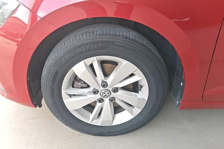 Used Volkswagen Polo 2019 Plus 1.5L Automatic Panoramic Enjoyment Edition Left Front Wheel Hub