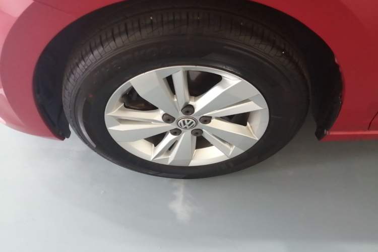 Used Volkswagen Polo 2019 Plus 1.5L Automatic Panoramic Enjoyment Edition Left Front Wheel Hub