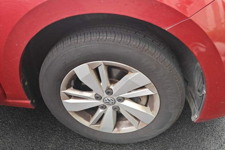 Used Volkswagen Polo 2019 Plus 1.5L Automatic Panoramic Enjoyment Edition Right Front Wheel Hub