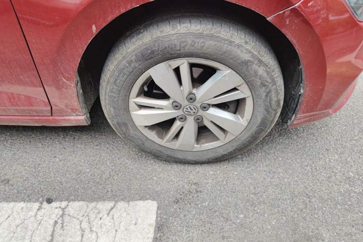 Used Volkswagen Polo 2019 Plus 1.5L Automatic Panoramic Enjoyment Edition Right Front Wheel Hub